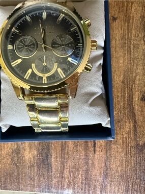 Gold Tone Men's Chronograph Bracelet Watch